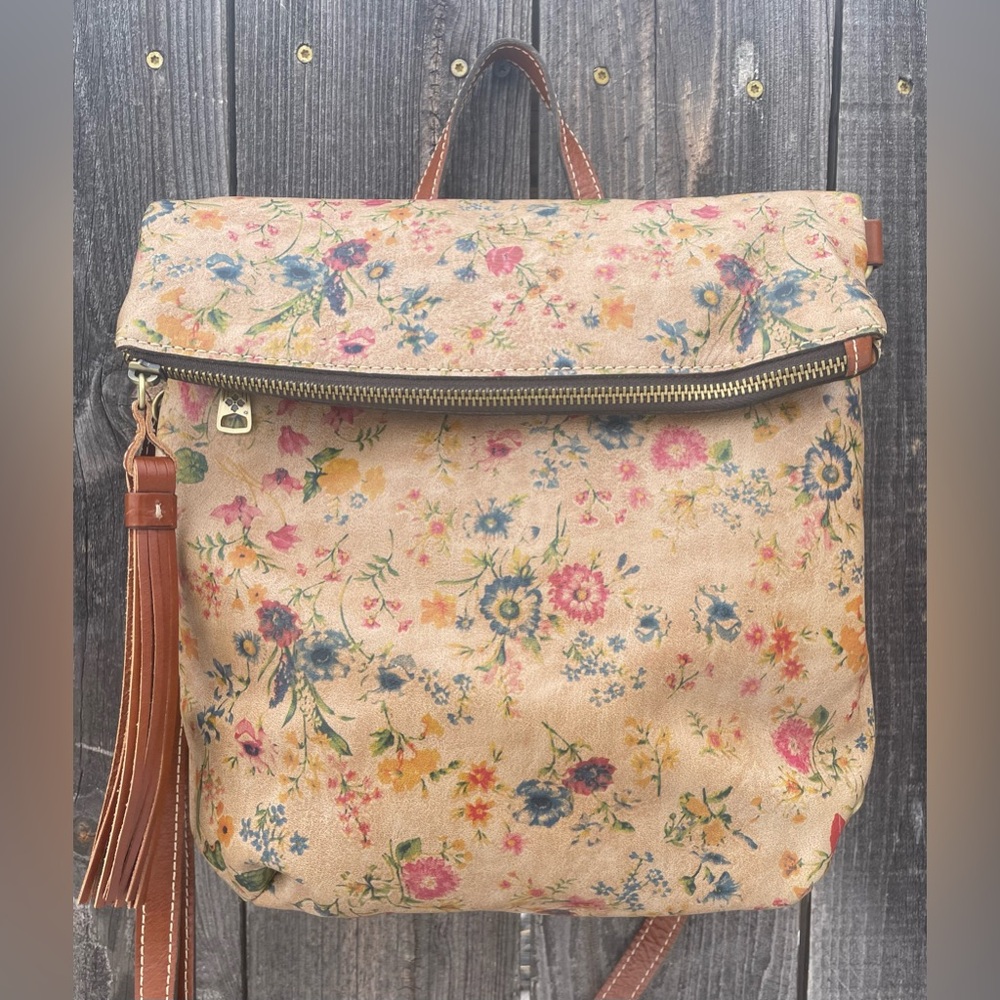 Patricia Nash Prairie Rose Luzille Convertible Backpack/Crossbody. EUC
